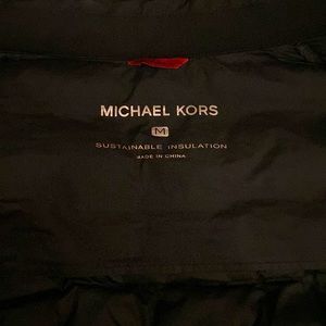 Men’s Michael Kors puff jacket, No Hoodie.